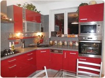 kuchyň červená lesklá senosan